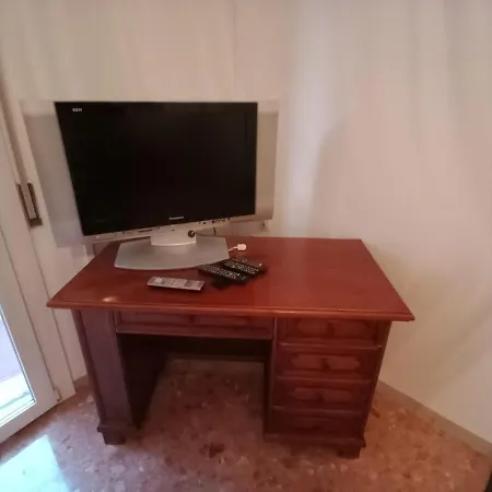 Bed & Breakfast La Piazzola Guesthouse